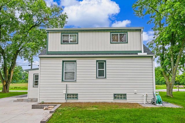 10126 S Judith PLACE, Oak Creek, WI 53154
