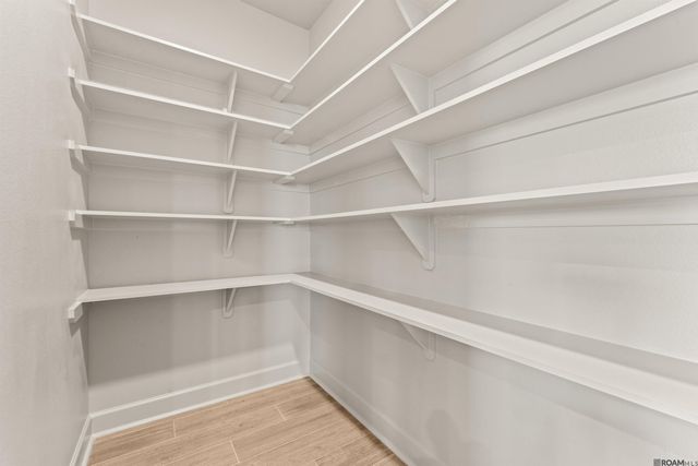 812 Elliston Dr, Gonzales, LA 70737