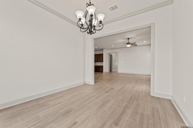 812 Elliston Dr, Gonzales, LA 70737