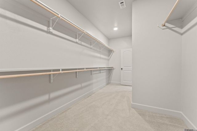 812 Elliston Dr, Gonzales, LA 70737