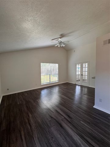 7512 Independence Drive, The Colony, TX 75056