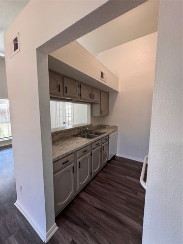 7512 Independence Drive, The Colony, TX 75056