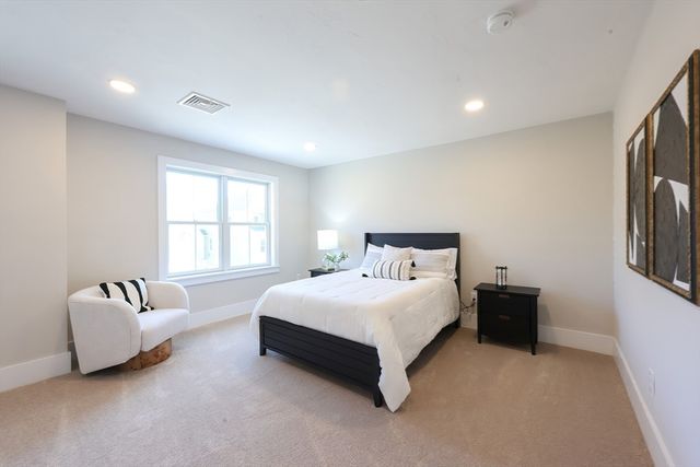 U18 Thomas Mann Circle Unit 18, Norfolk, MA 02056