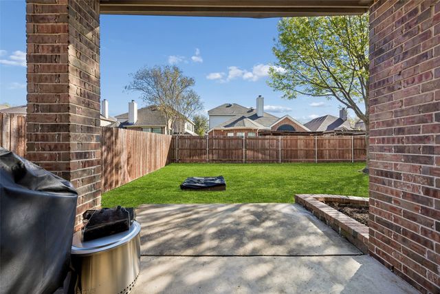 7064 Sea Star Drive, Grand Prairie, TX 75054