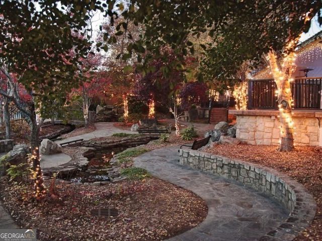1064 Eastview Road NE, Conyers, GA 30012
