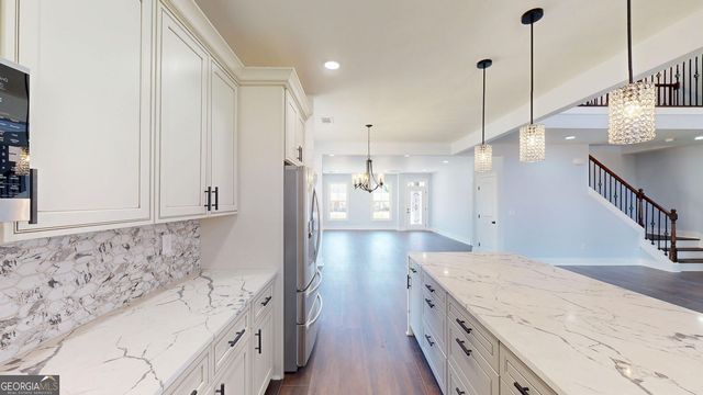 1064 Eastview Road NE, Conyers, GA 30012