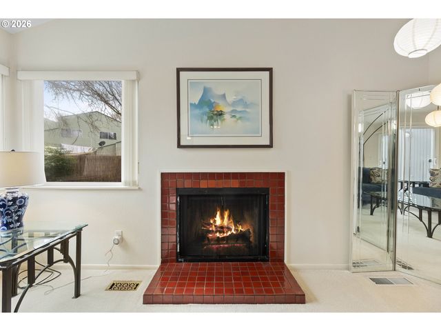 17666 Nw ROLLING HILL Ln, Beaverton, OR 97006