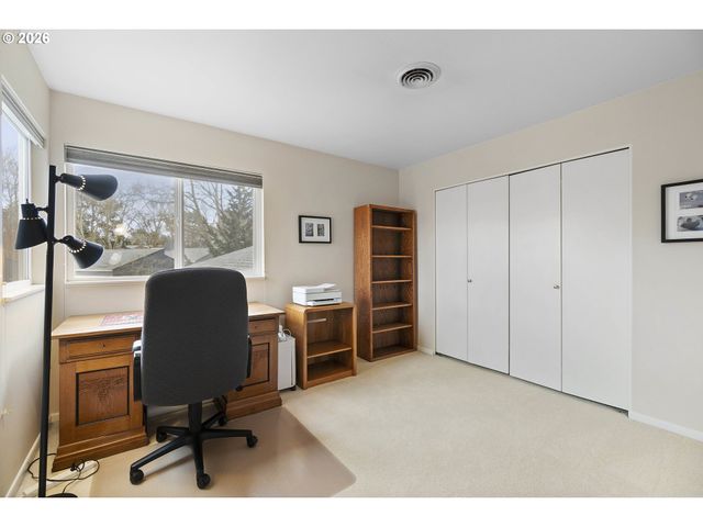 17666 Nw ROLLING HILL Ln, Beaverton, OR 97006