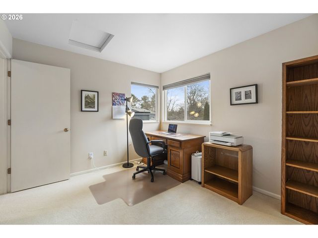 17666 Nw ROLLING HILL Ln, Beaverton, OR 97006