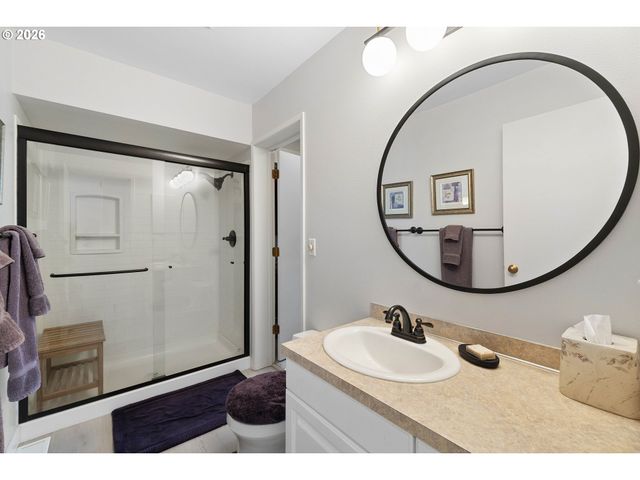 17666 Nw ROLLING HILL Ln, Beaverton, OR 97006