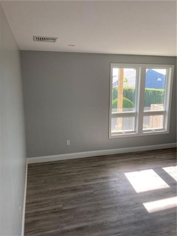 47 Tuckerman Avenue, Middletown, RI 02842