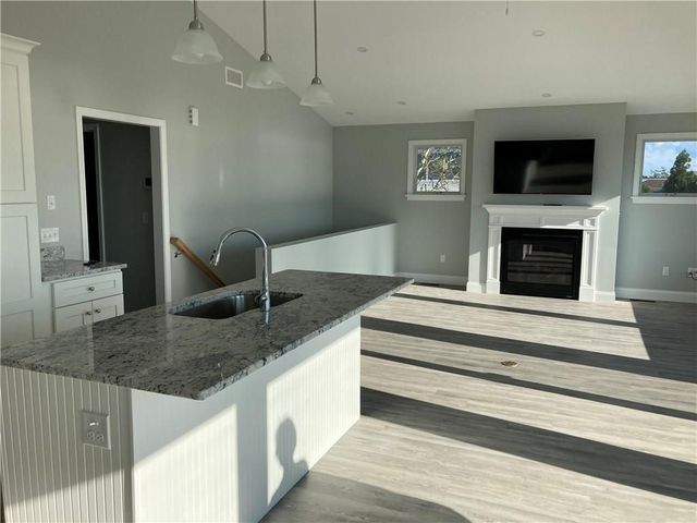 47 Tuckerman Avenue, Middletown, RI 02842