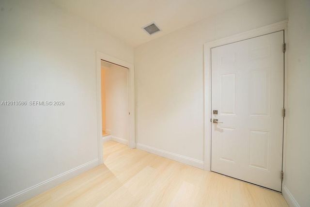 1550 S Greenway Dr, Coral Gables, FL 33134