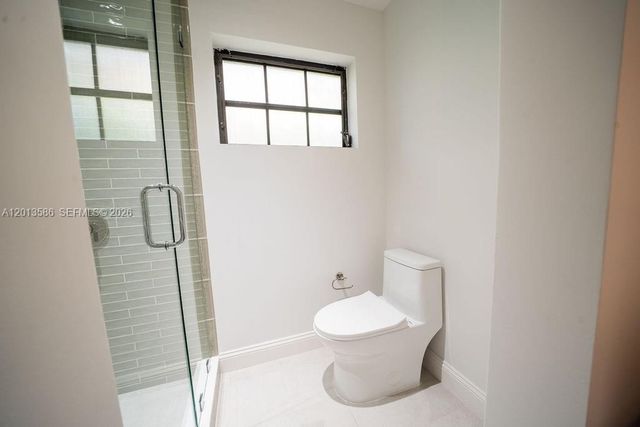 1550 S Greenway Dr, Coral Gables, FL 33134