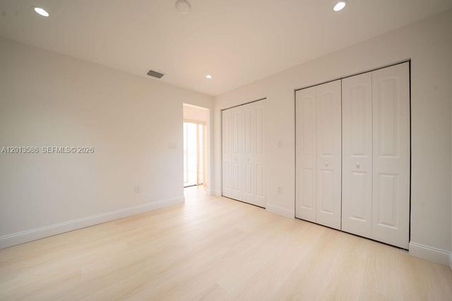 1550 S Greenway Dr, Coral Gables, FL 33134