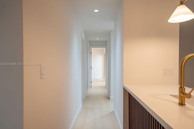 1550 S Greenway Dr, Coral Gables, FL 33134