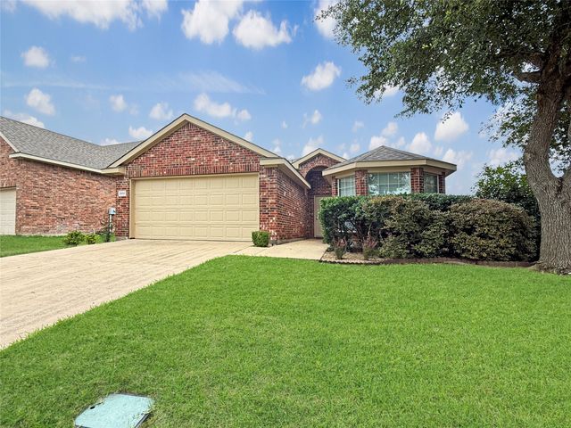 2006 Woodhurst Trail, Heartland, TX 75126