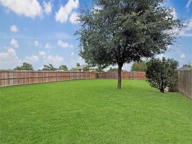 2006 Woodhurst Trail, Heartland, TX 75126