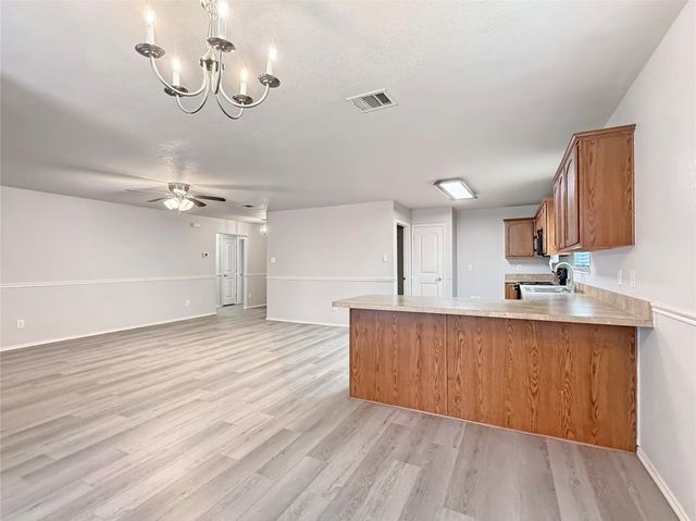 2006 Woodhurst Trail, Heartland, TX 75126