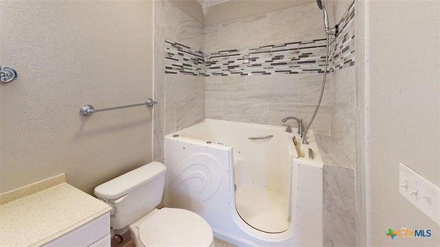 2018 Shoemaker Drive, Killeen, TX 76543