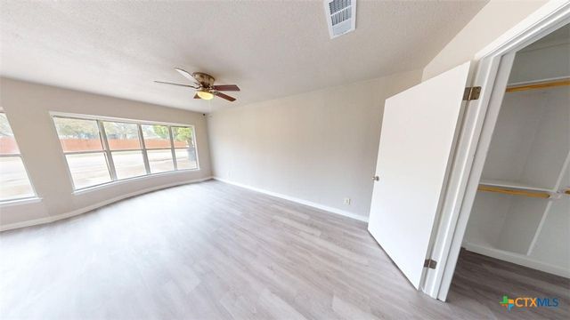 2018 Shoemaker Drive, Killeen, TX 76543