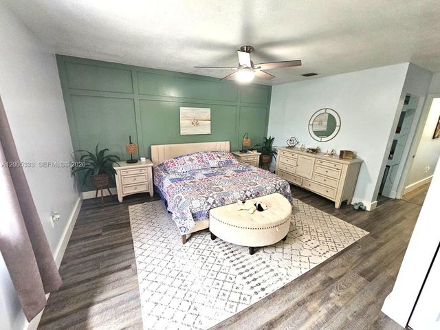 15429 SW 92nd Street, Miami, FL 33196