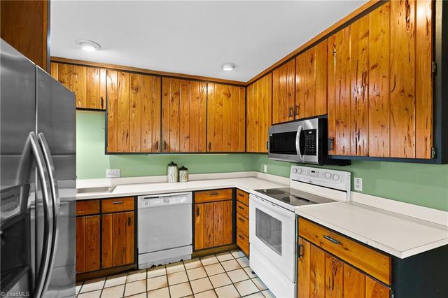 1007 Wickliff Avenue, High Point, NC 27262