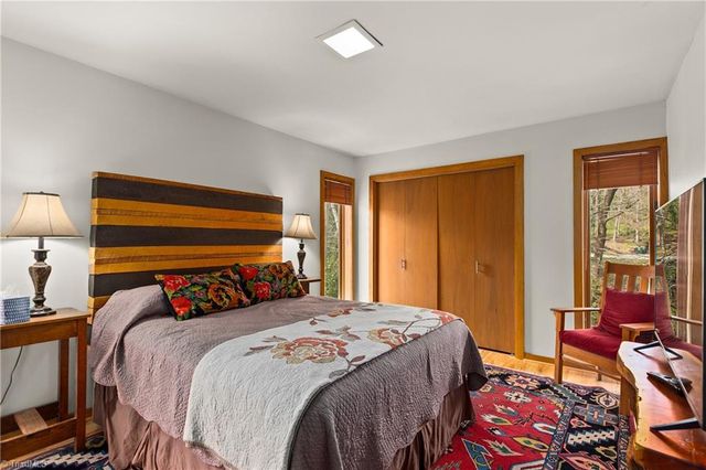 1007 Wickliff Avenue, High Point, NC 27262