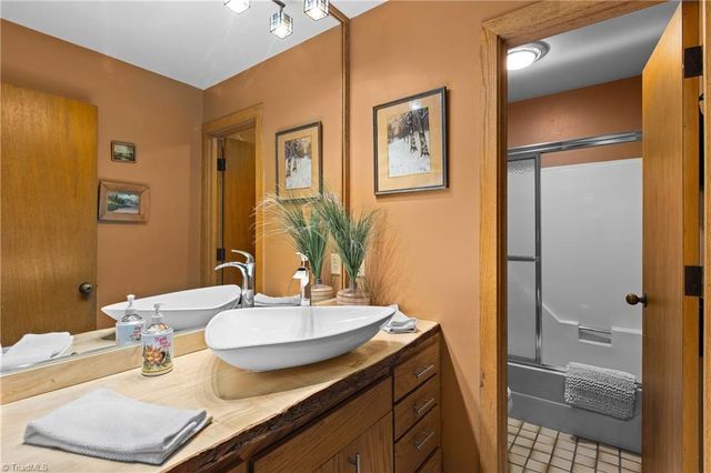 1007 Wickliff Avenue, High Point, NC 27262