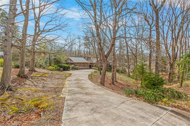 1007 Wickliff Avenue, High Point, NC 27262