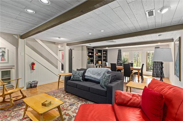 1007 Wickliff Avenue, High Point, NC 27262