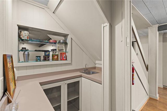 1007 Wickliff Avenue, High Point, NC 27262