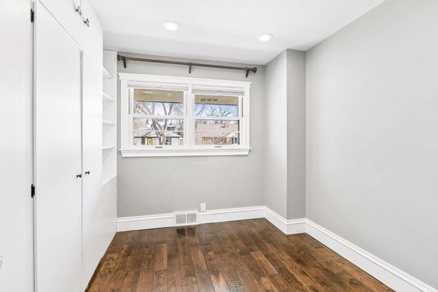 3948 Abbott Avenue S, Minneapolis, MN 55410