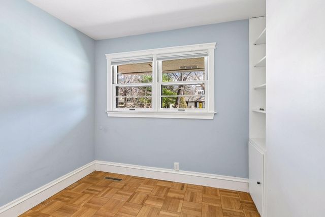 3948 Abbott Avenue S, Minneapolis, MN 55410