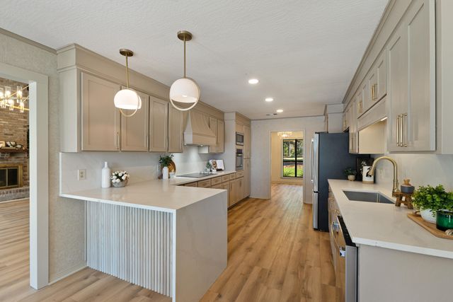 87 Baracuda Dr., Hattiesburg, MS 39402