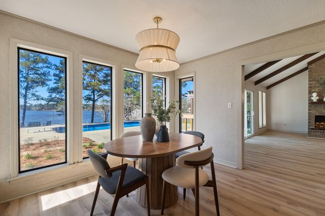 87 Baracuda Dr., Hattiesburg, MS 39402