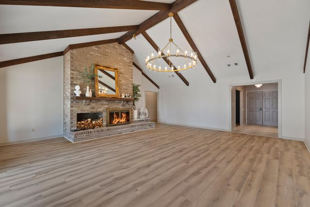 87 Baracuda Dr., Hattiesburg, MS 39402