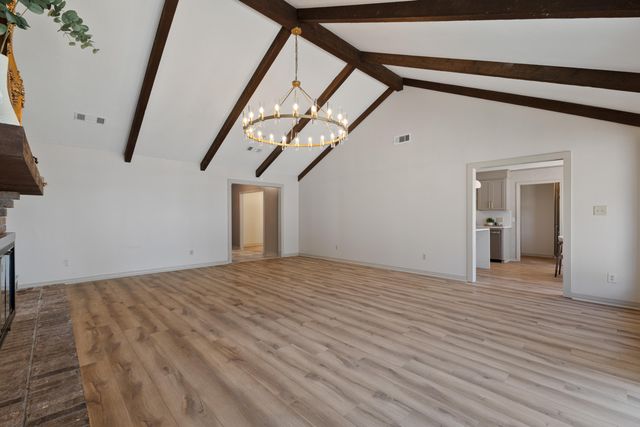 87 Baracuda Dr., Hattiesburg, MS 39402