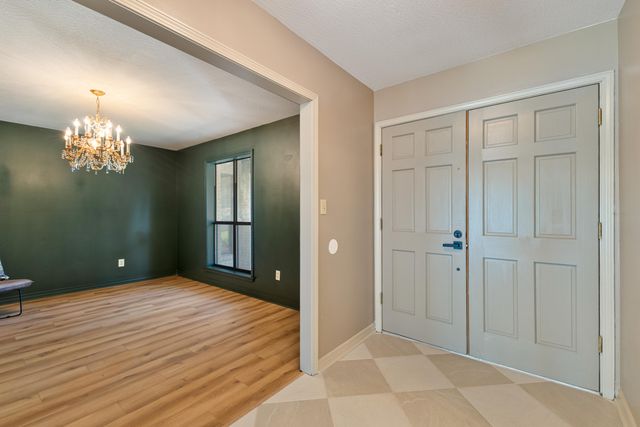 87 Baracuda Dr., Hattiesburg, MS 39402