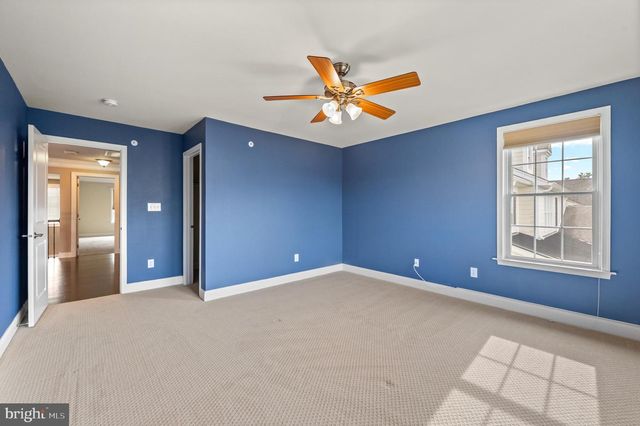 3714 ROSE TRADER LN, Newtown Square, PA 19073