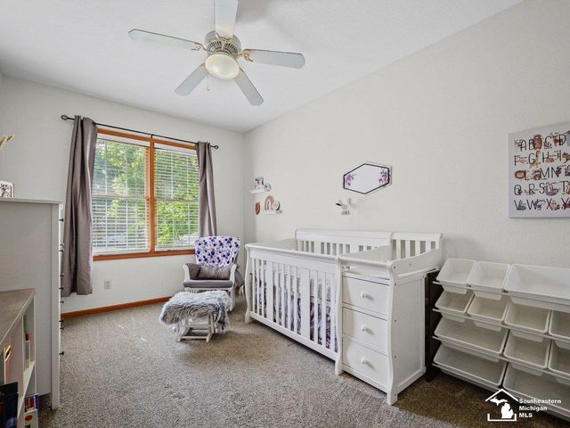 3498 Quail Hollow Drive, Lambertville, MI 48144