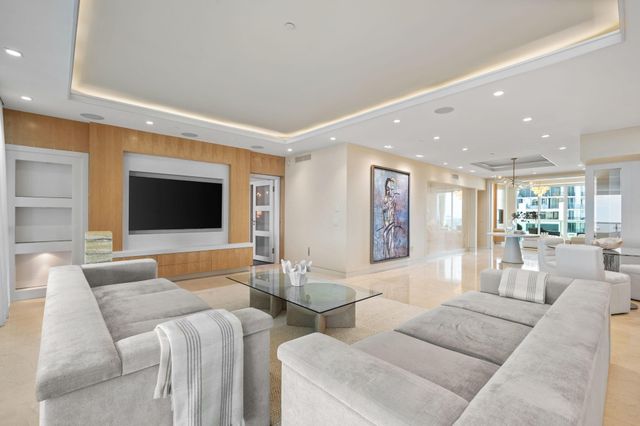 101 S Fort Lauderdale Beach Blvd PH 2703, Fort Lauderdale, FL 33316