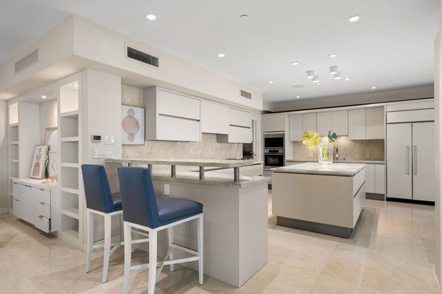 101 S Fort Lauderdale Beach Blvd PH 2703, Fort Lauderdale, FL 33316