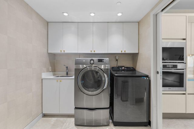 101 S Fort Lauderdale Beach Blvd PH 2703, Fort Lauderdale, FL 33316