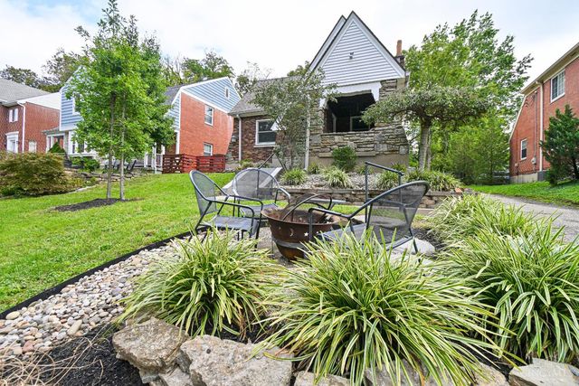 6216 Rogers Park, Cincinnati, OH 45213