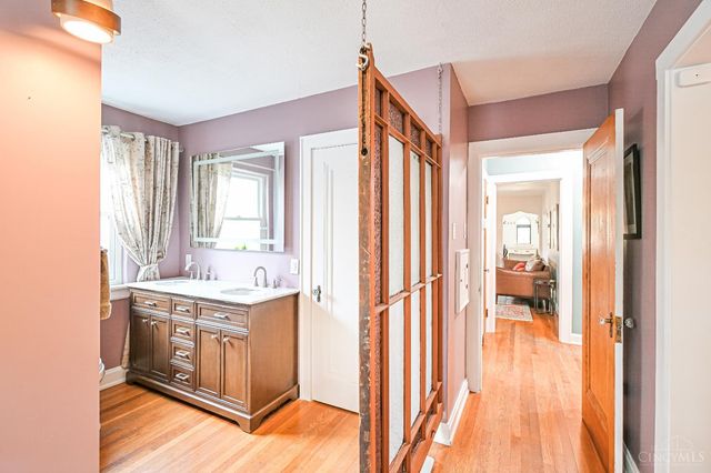 6216 Rogers Park, Cincinnati, OH 45213