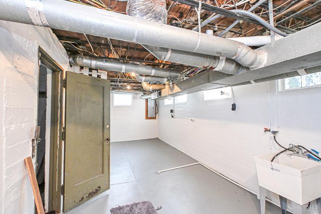 6216 Rogers Park, Cincinnati, OH 45213