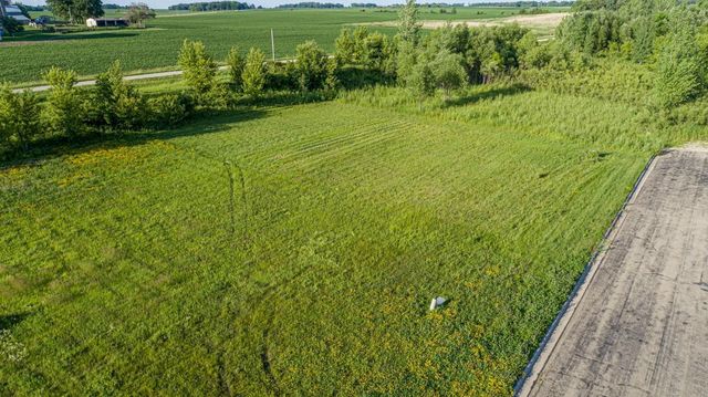 2402 Haddonstone Lane NE, Owatonna, MN 55060