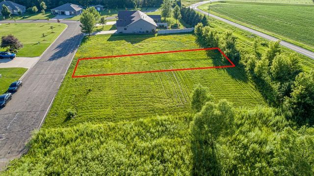 2402 Haddonstone Lane NE, Owatonna, MN 55060