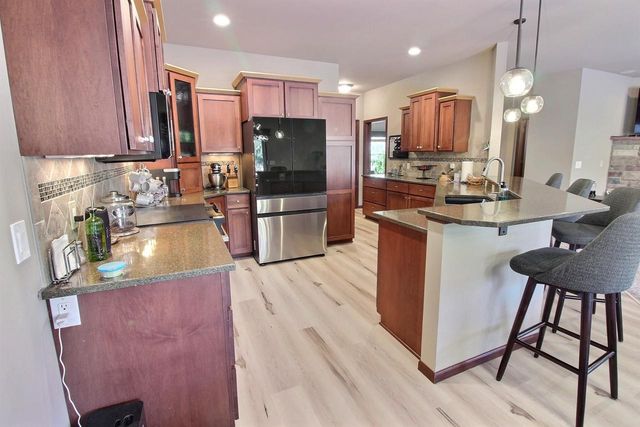 9014 Pine Hollow Place, Verona, WI 53593